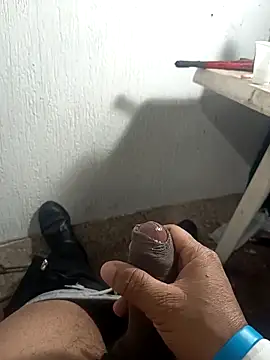 Loquillopajero online show from April 2026 01:51:02 AM