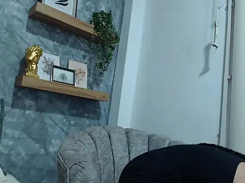 anicarter online show from November 2025 07:14:02 PM