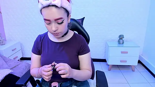 Dakkotta   online show from November 2025 02:21:01 PM