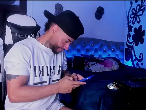 couple-hothot online show from December 2025 11:29:02 PM