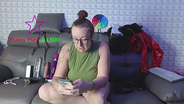 JadeStarUK online show from March 2026 11:43:02 PM