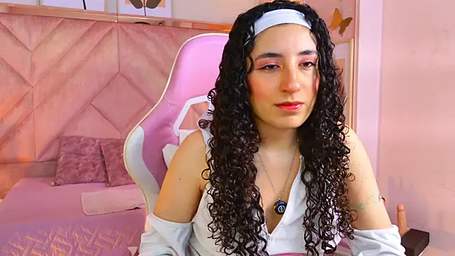 DemiJones  online show from June 2026 04:45:02 AM