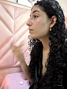 DemiJones  online show from April 2026 03:21:02 AM