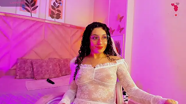 DemiJones  online show from February 2026 03:58:01 AM