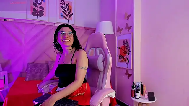 DemiJones  online show from December 2025 04:39:02 AM