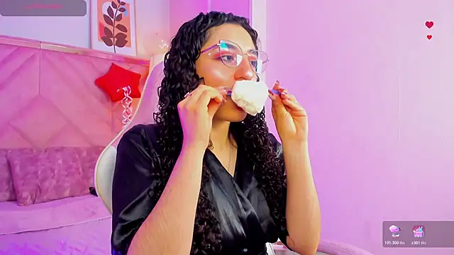 DemiJones  online show from February 2026 04:46:01 AM