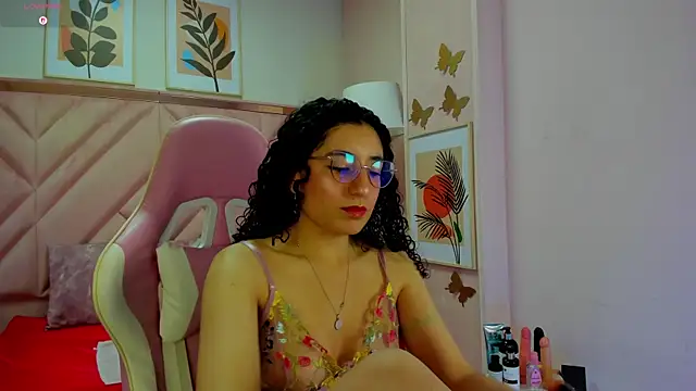 DemiJones  online show from December 2025 04:22:02 AM