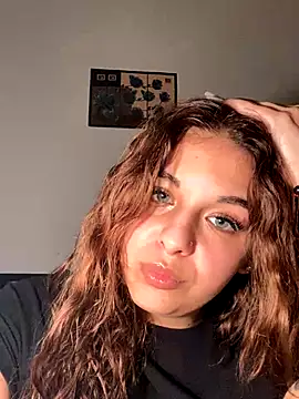 CurvyRush online show from November 2025 10:15:02 PM