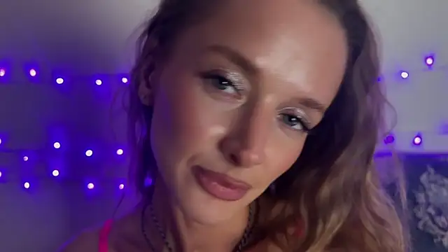 Fantasy Moonlightt online show from December 2025 07:35:01 PM