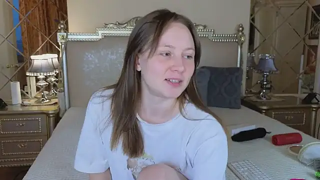 Snapshot of HolyBabyDoll chatting on November 2025 11:21:02 AM HolyBabyDoll online show from November 2025 11:21:02 AM