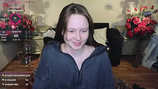 Snapshot of HolyBabyDoll chatting on November 2025 12:00:01 AM HolyBabyDoll online show from November 2025 12:00:01 AM