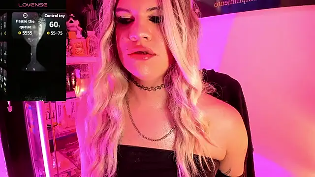 Snapshot of mistressparty chatting on May 2026 05:33:01 PM mistressparty online show from May 2026 05:33:01 PM
