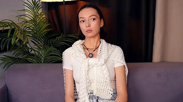 IvetteZermeno online show from November 2025 03:38:01 PM