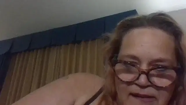 Snapshot of mistressmichelle chatting on November 2025 08:25:01 AM mistressmichelle online show from November 2025 08:25:01 AM