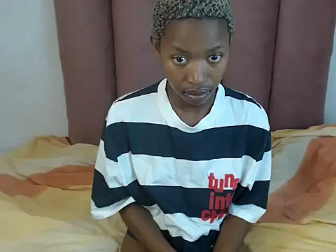 ScorpioBlue  online show from February 2026 06:27:01 PM