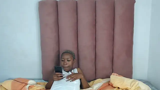 ScorpioBlue  online show from February 2026 01:38:02 PM