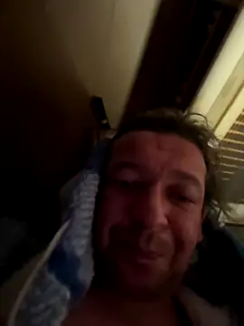 miguel910921 online show from December 2025 10:54:02 PM