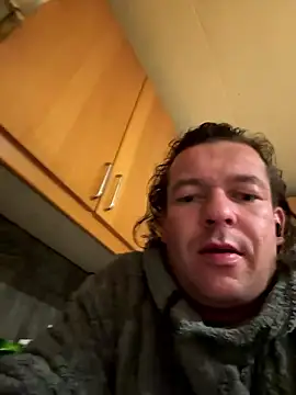 miguel910921 online show from January 2026 04:25:01 PM