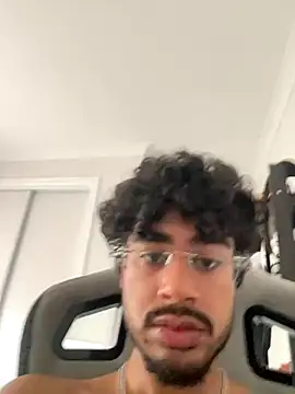 Snapshot of jayluvsu69 chatting on November 2025 02:48:02 AM jayluvsu69 online show from November 2025 02:48:02 AM