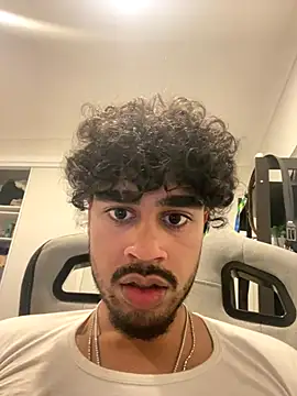 Snapshot of jayluvsu69 chatting on November 2025 08:29:01 AM jayluvsu69 online show from November 2025 08:29:01 AM