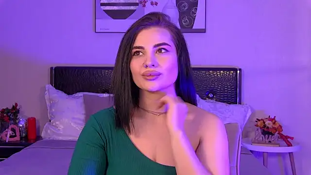 AdrianaTorres online show from November 2025 07:13:02 PM