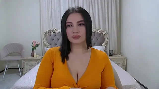 AdrianaTorres online show from November 2025 05:11:01 AM