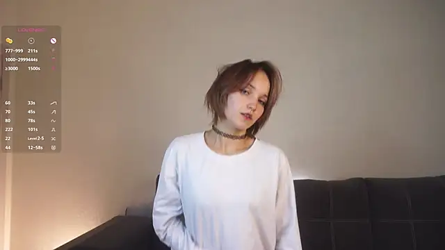 VinnieLaguna online show from November 2025 06:52:01 PM