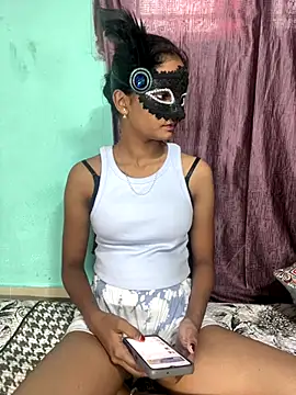 leenaboyxh online show from December 2025 10:19:02 AM