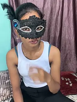 leenaboyxh online show from December 2025 01:03:02 PM