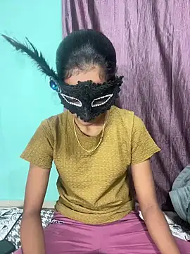 leenaboyxh online show from December 2025 01:28:02 PM