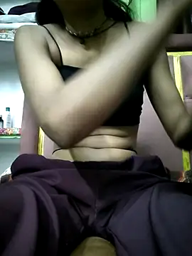 Snapshot of Hasinaji chatting on November 2025 08:07:01 AM Hasinaji online show from November 2025 08:07:01 AM