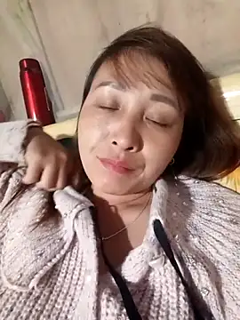 Missa-kute20 online show from November 2025 03:13:02 PM