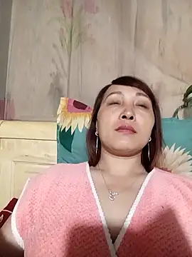 Missa-kute20 online show from March 2026 02:32:02 PM