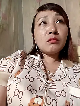 Missa-kute20 online show from March 2026 06:13:02 AM