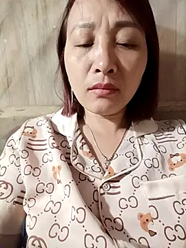 Missa-kute20 online show from February 2026 09:56:01 PM