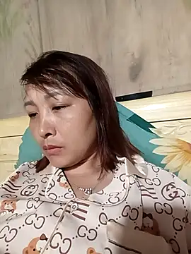 Missa-kute20 online show from April 2026 02:57:01 PM