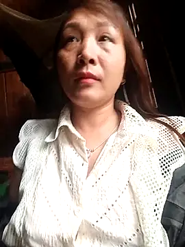 Missa-kute20 online show from November 2025 02:26:01 AM