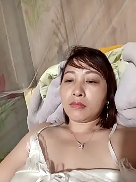 Missa-kute20 online show from February 2026 09:37:02 PM