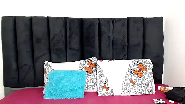 Miss-Berries online show from February 2026 02:35:02 AM