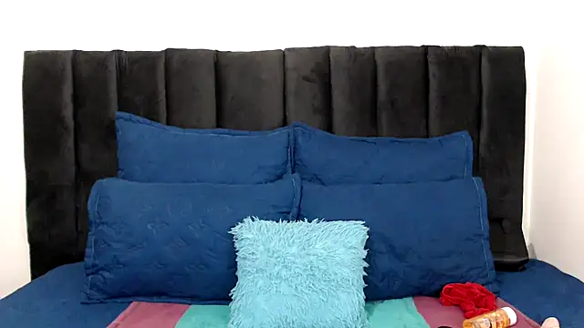 Miss-Berries online show from March 2026 03:07:01 AM