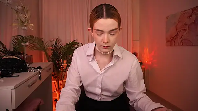 AvaRyder online show from December 2025 01:24:02 PM