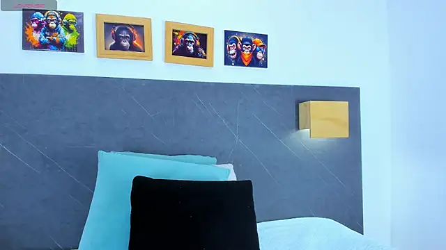 Andhrea Vale online show from February 2026 12:23:01 PM