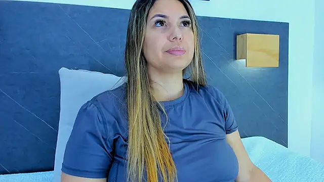 Andhrea Vale online show from March 2026 11:50:02 AM