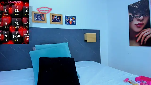 Andhrea Vale online show from April 2026 12:21:02 PM