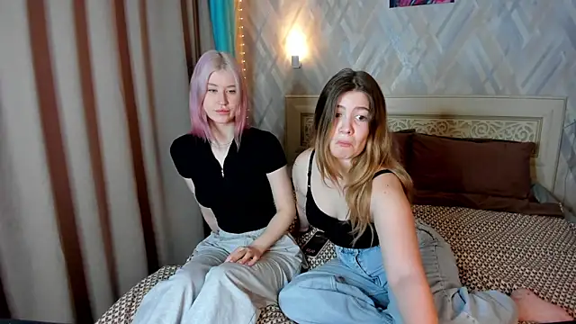 Lory Reed online show from November 2025 04:17:02 AM