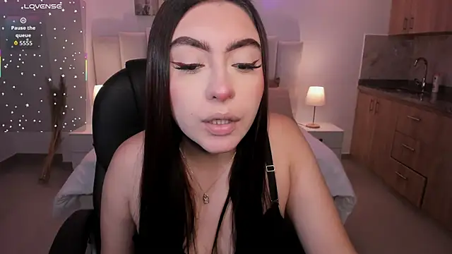 Maya vexx online show from January 2026 08:48:01 PM