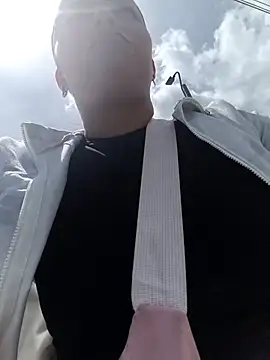 ALEJA  22 online show from April 2026 03:19:01 PM