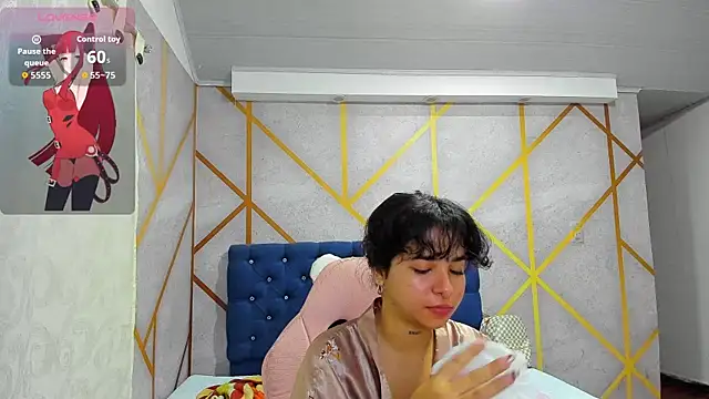  vaiolet owo online show from February 2026 05:15:01 AM