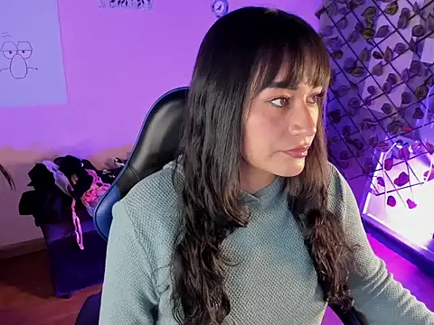 Dhany Naugthy  online show from November 2025 02:43:01 PM