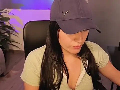 Dhany Naugthy  online show from November 2025 11:27:01 PM